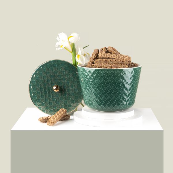 Large Porcelain vase With Cover From Rattan - Green